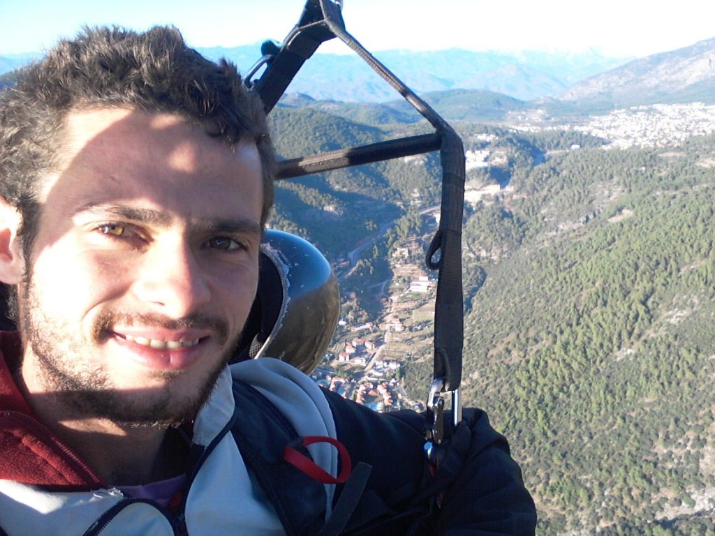 Voando sobre Fethiye, Turquia