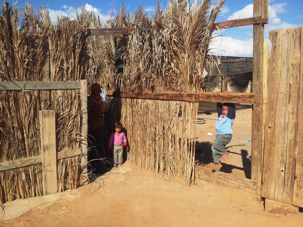 Assentamento perto da fronteira com o Egito