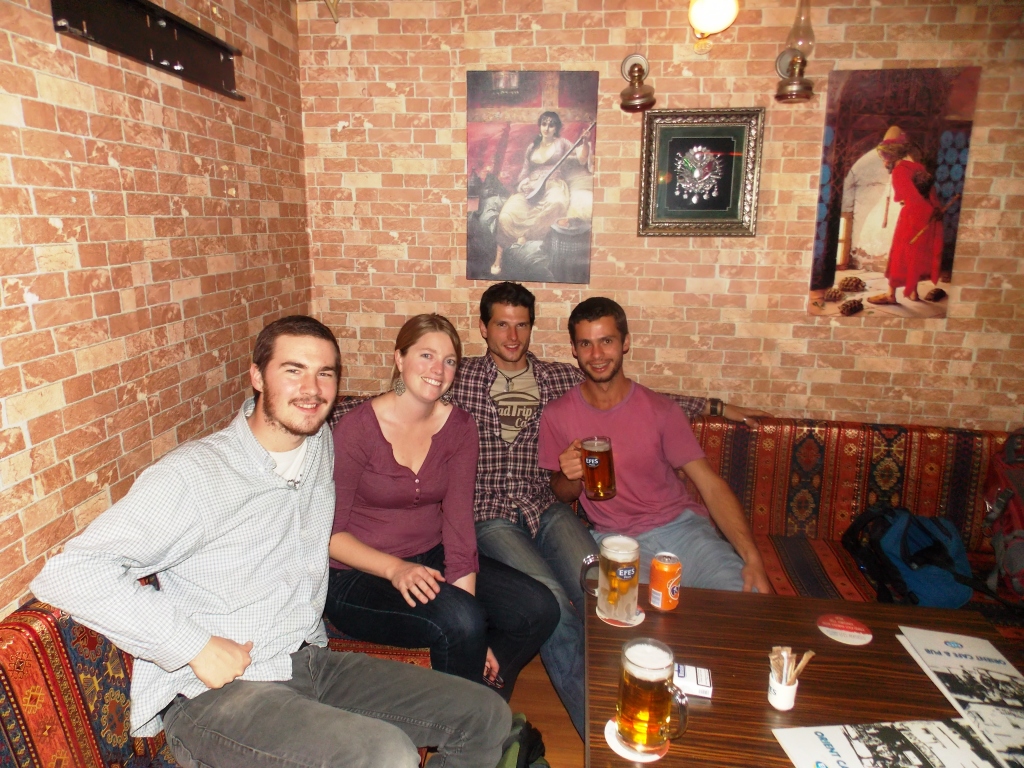 Tomando uma breja em Istambul