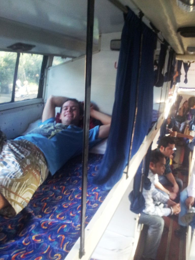 Feliz até saber que a cama era pra dois!