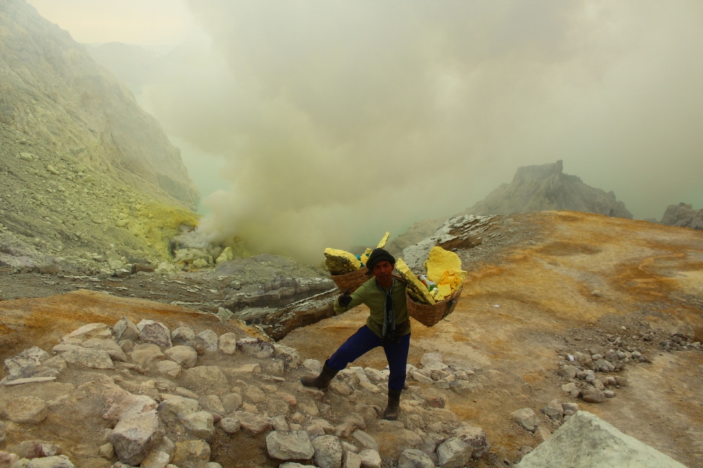 Trabalhadores do Enxofre